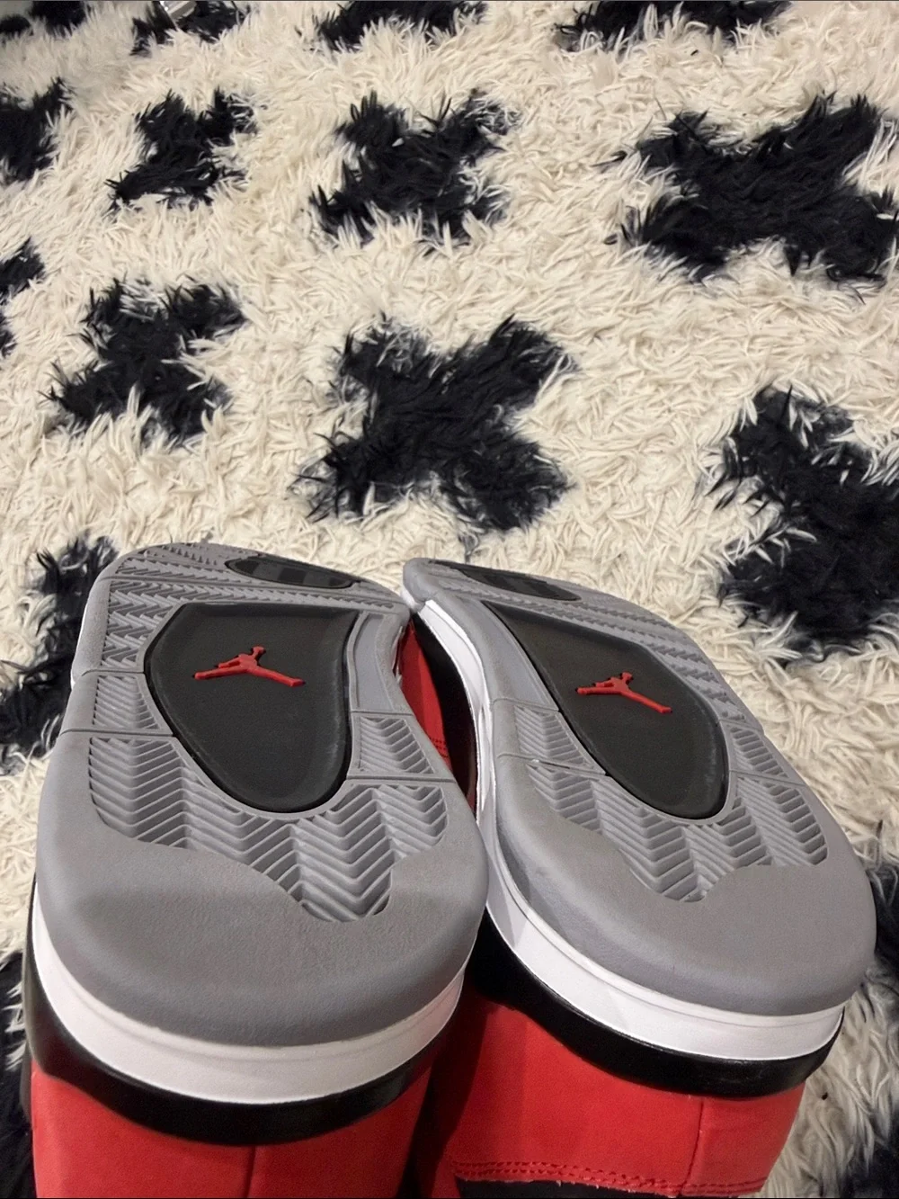 Air Jordan 4 Toro